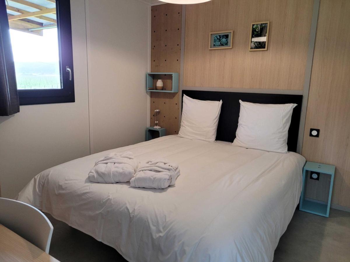 Les Chalets Du Moulin De Valade Condat-sur-Trincou ภายนอก รูปภาพ